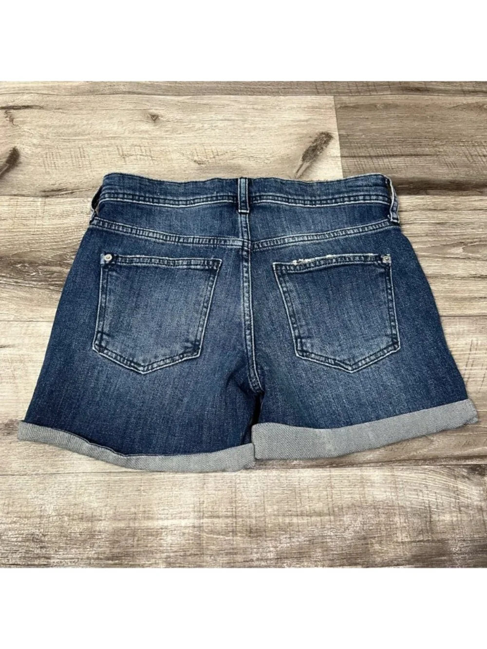 Pilcro And The Letterpress Slim Boyfriend Denim Rolled Shorts Blue Size 25 - Picture 2 of 7